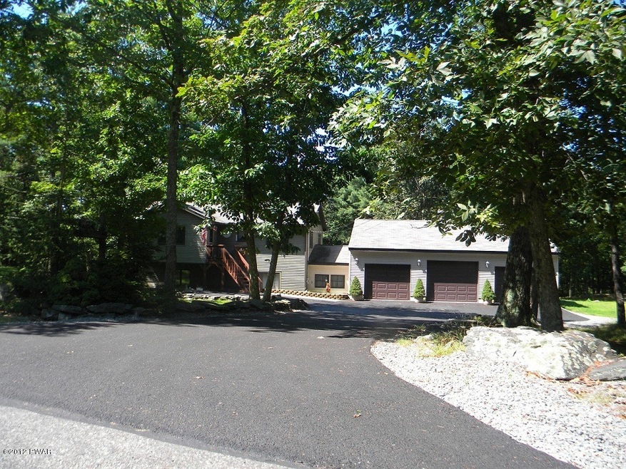 131 Gunstock Ln, Tafton, PA 18464 - photo 1