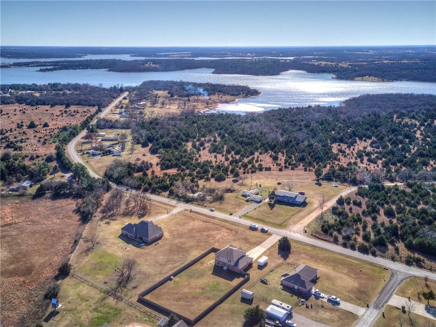 13425 May Addition Rd, McLoud, OK 74851 - photo 1