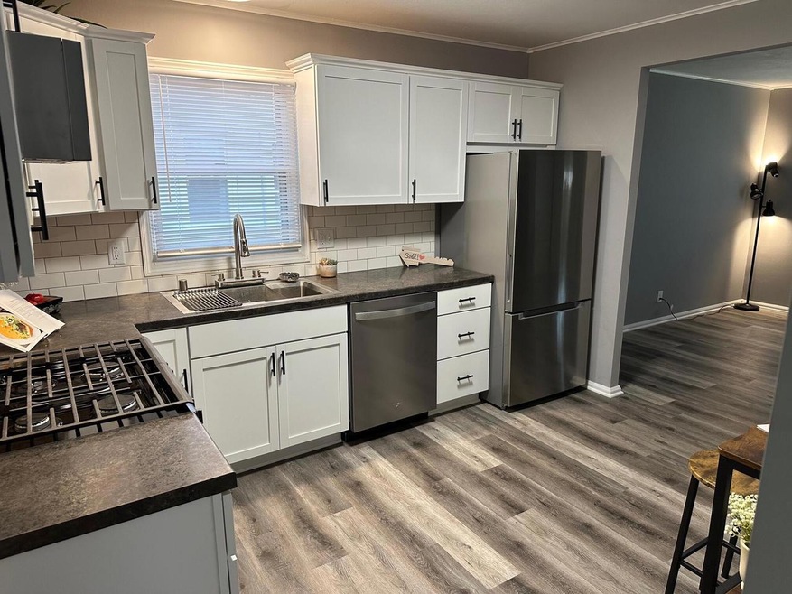 5120 N 127th St, Butler, WI 53007 - photo 1