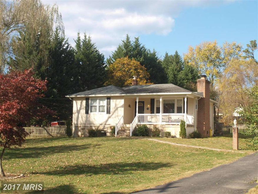 112 Longview Dr, Catonsville, MD 21228 - photo 1