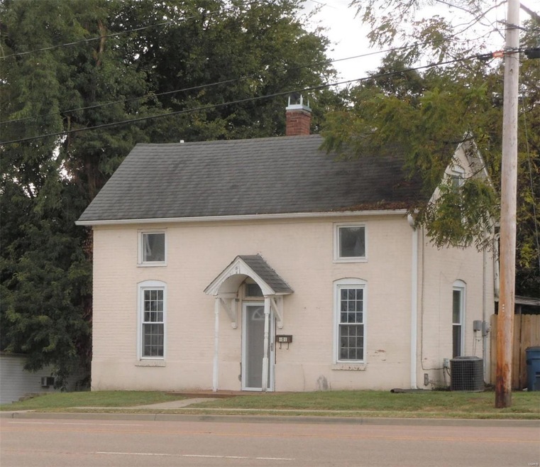 401 S Morrison Ave, Collinsville, IL 62234 - photo 1