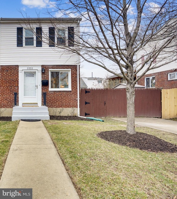 2222 Rollins Dr, Alexandria, VA 22307 - photo 1