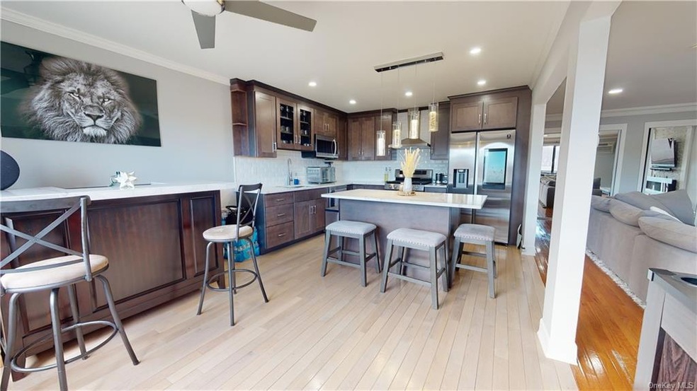 245 Country Club Ln unit 245, Pomona, NY 10970 - photo 1