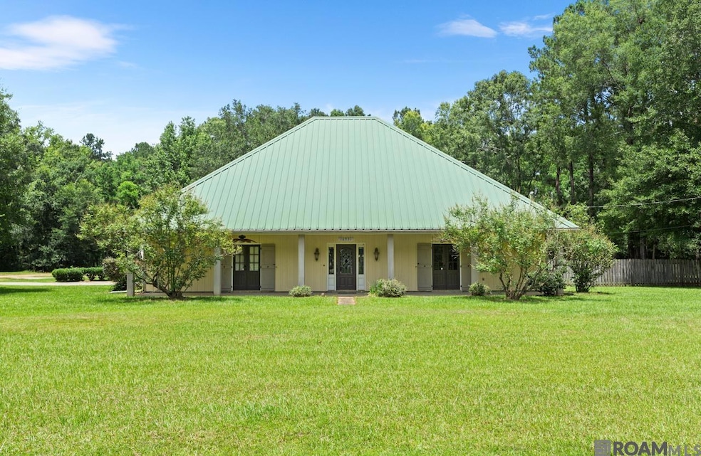 Country Living at It's Best!