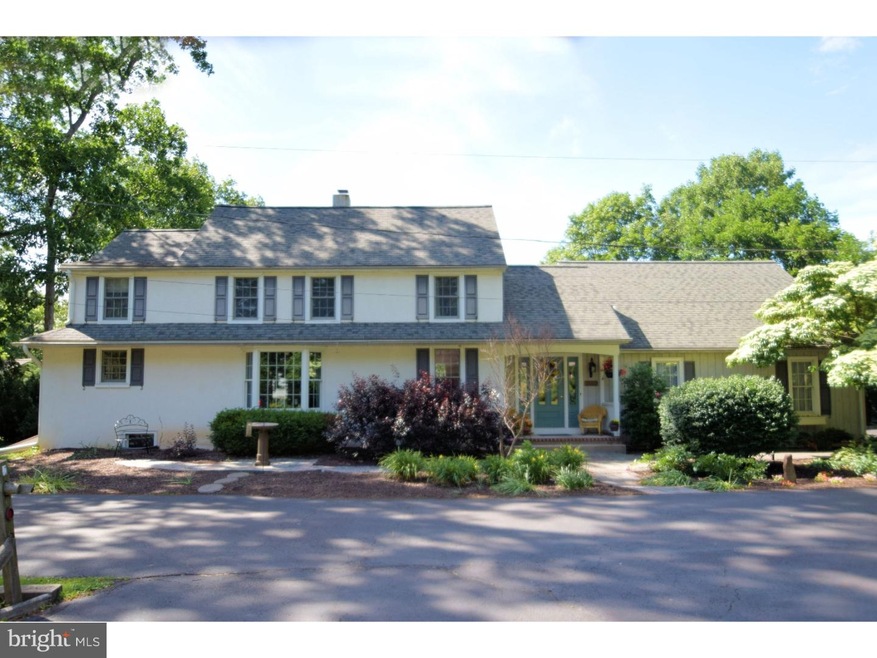 1016 Diamond St, Sellersville, PA 18960 - photo 1