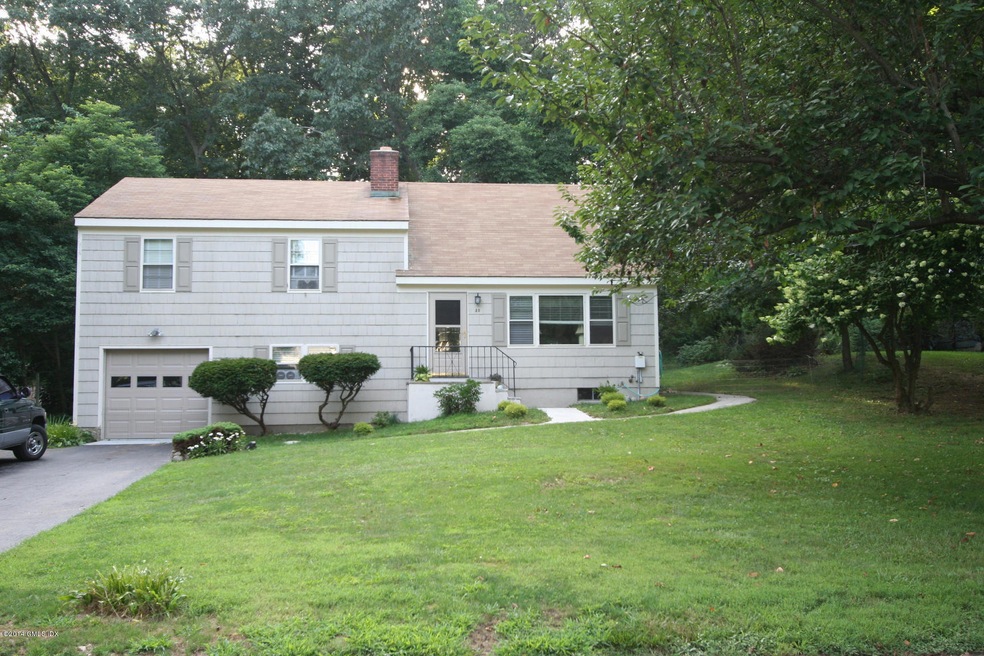 32 Long Meadow Rd, Riverside, CT 06878 - photo 1