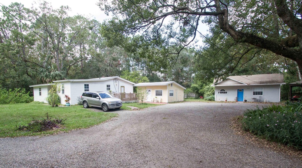 1502 Walker Ln, Jacksonville, FL 32216 - photo 1