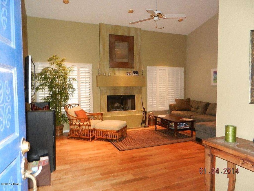 6-Living Room