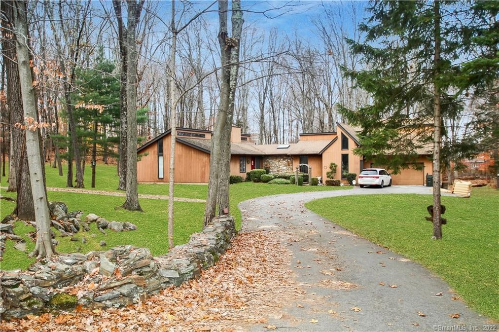 66 Parmalee Hill Rd, Newtown, CT 06470 - photo 1