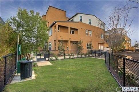 1560 W Artesia Square unit A, Gardena, CA 90248 - photo 1