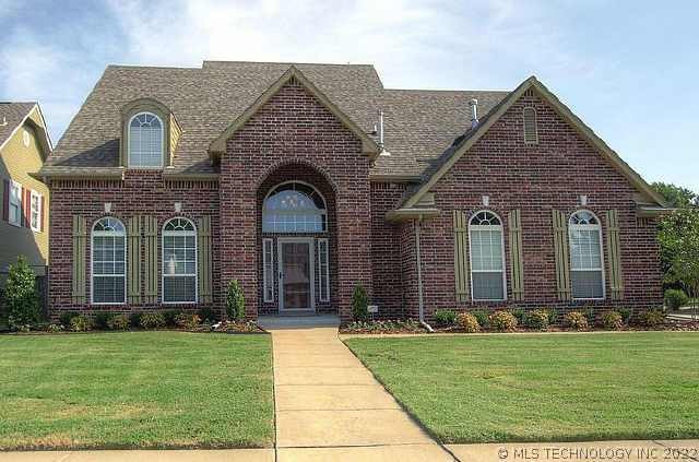 Located on cul de sac corner lot