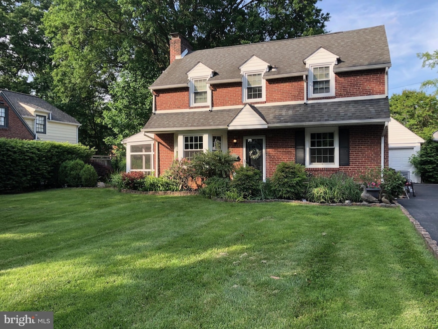 408 E Country Club Ln, Wallingford, PA 19086 - photo 1