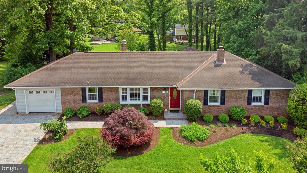 4117 Queen Mary Dr, Olney, MD 20832 - photo 1