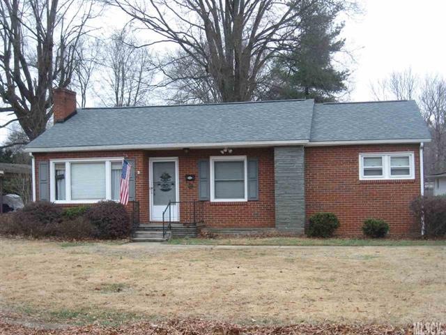 451 Hillcrest Dr, Statesville, NC 28677 - photo 1