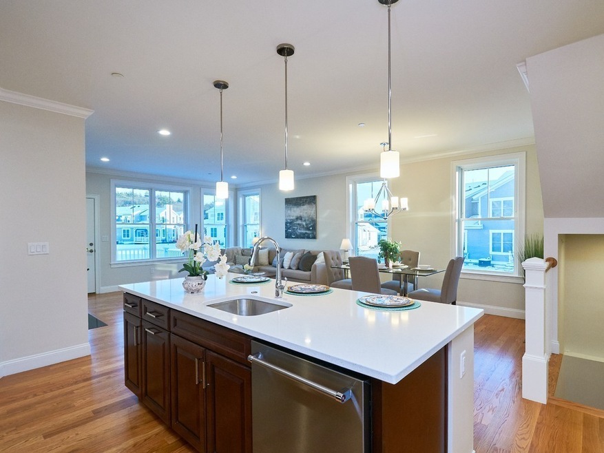 299 Lexington St unit 53, Woburn, MA 01801 - photo 1