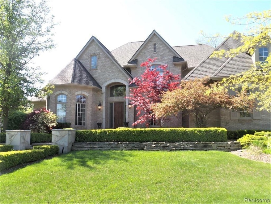 5569 Kirkridge Trail, Oakland Township, MI 48306 - photo 1