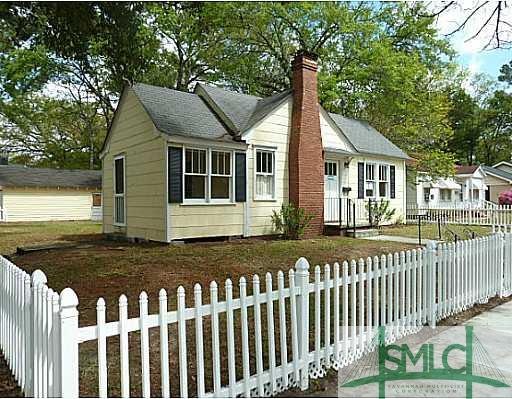 1302 E 52nd St, Savannah, GA 31404 - photo 1