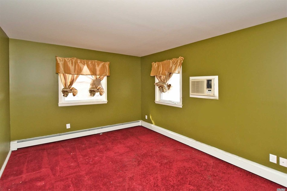 939 Old Britton Rd, North Bellmore, NY 11710 - photo 1