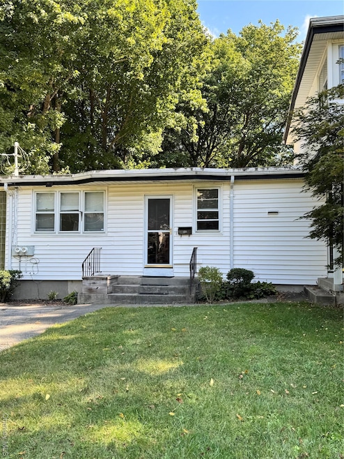 For Rent $1,900/month