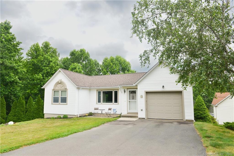 40 Algonquin Way, Bristol, CT 06010 - photo 1