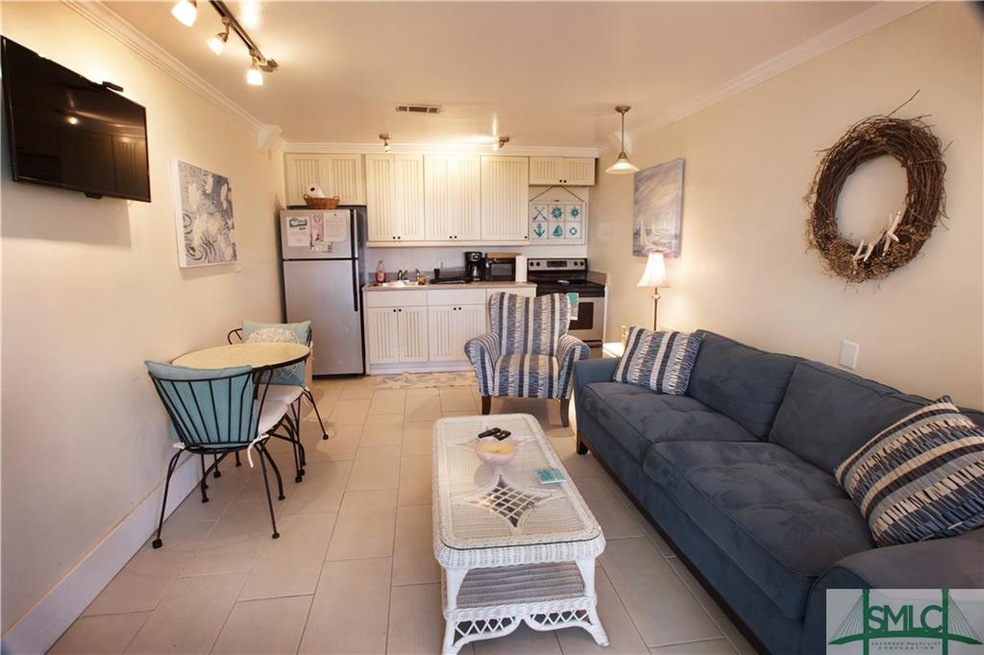 Living Room and Kitchen /combo