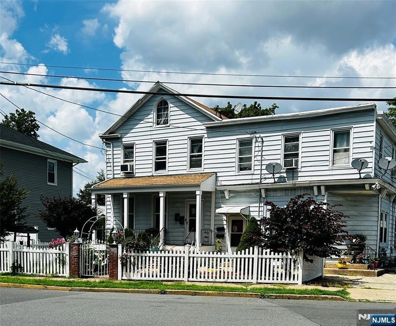 716 E Grand Ave unit 18, Rahway, NJ 07065 - photo 1