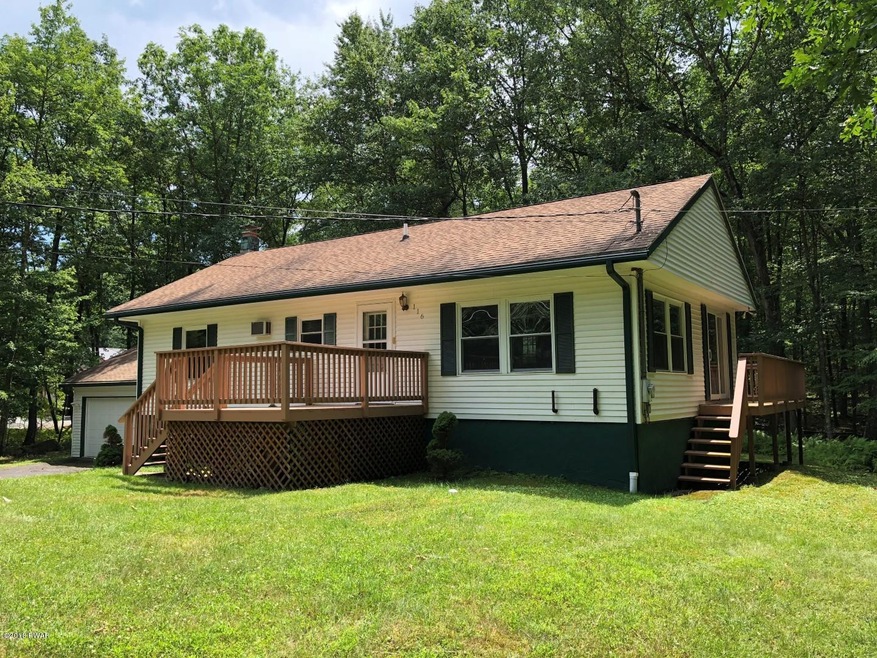 116 Clubhouse Dr, Hawley, PA 18428 - photo 1