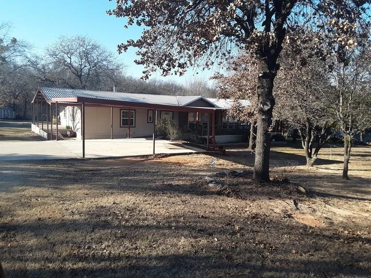 211 Briar Oaks Dr, Azle, TX 76020 - photo 1