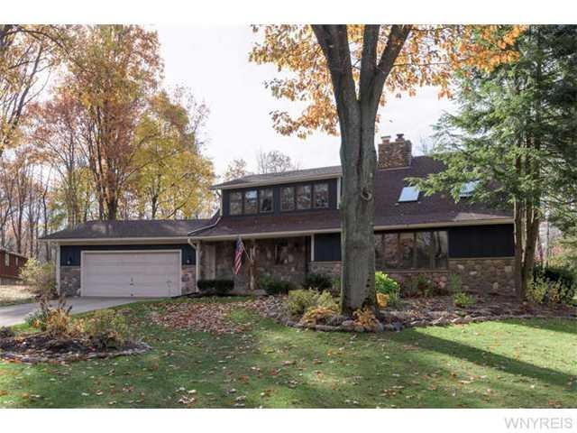 Exterior Front TRANQUIL SETTING!!