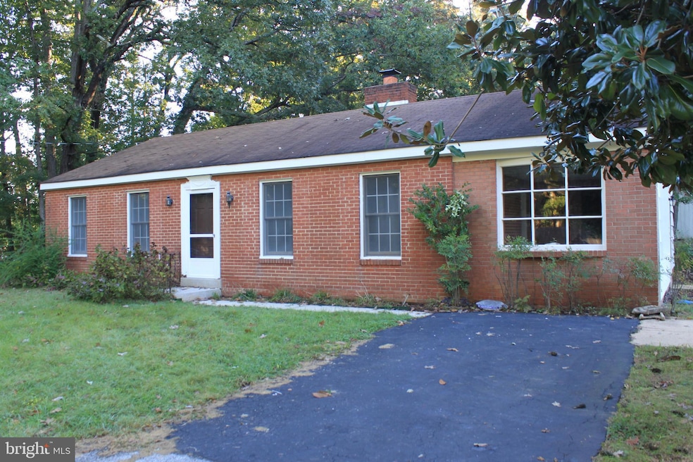 13104 Harrison Ave, Fort Washington, MD 20744 - photo 1