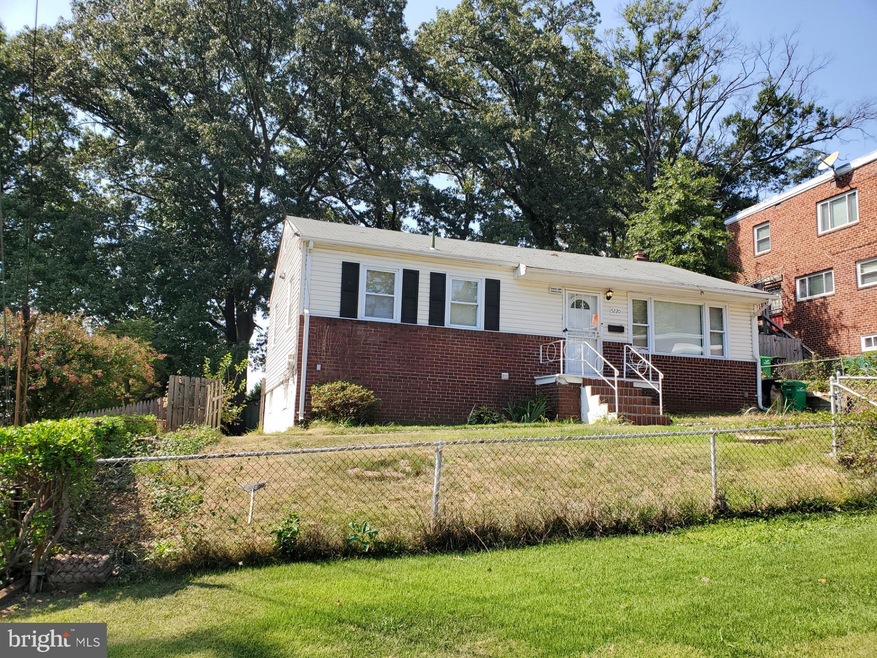 5220 59th Ave, Riverdale, MD 20737 - photo 1