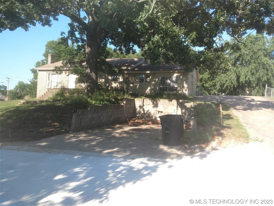 248 N Bluff Ave, Tahlequah, OK 74464 - photo 1