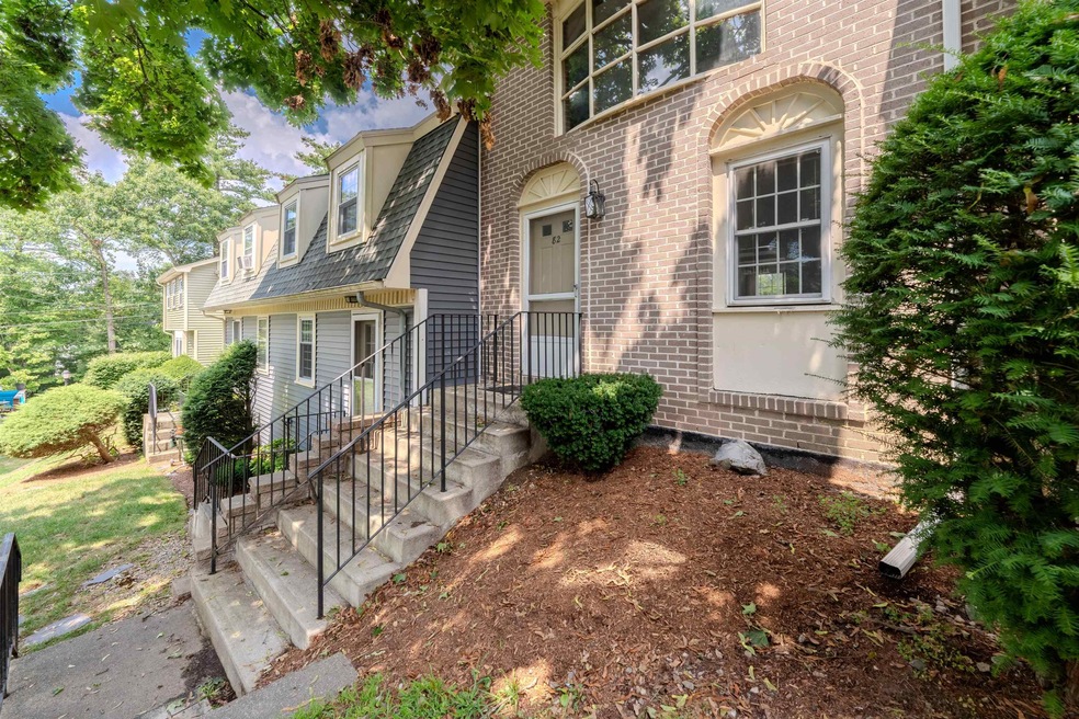 82 Cannongate III, Nashua, NH 03063 - photo 1