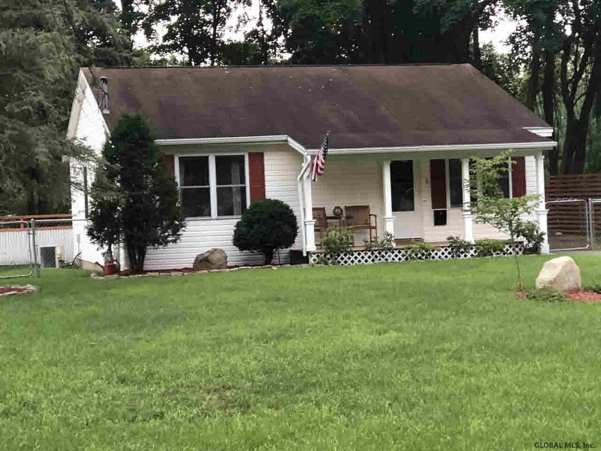 8 Woodard St, Glens Falls, NY 12801 - photo 1