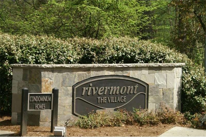 Rivermont - The Village Entrance