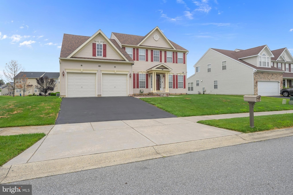 Pending $567,499 • Co-Listing Agent