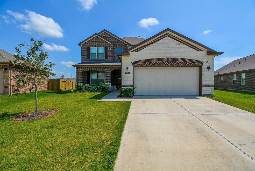 714 Rim Water Dr, Alvin, TX 77511 - photo 1