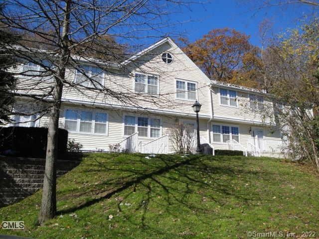 633 Danbury Rd unit 26, Ridgefield, CT 06877 - photo 1