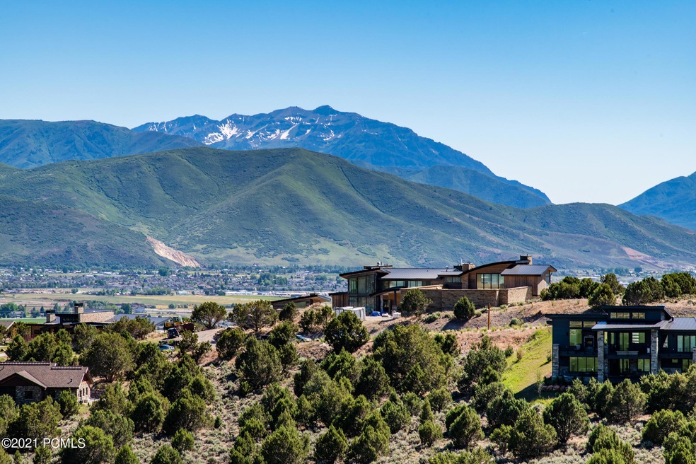 8_Lot-View_high_3514042
