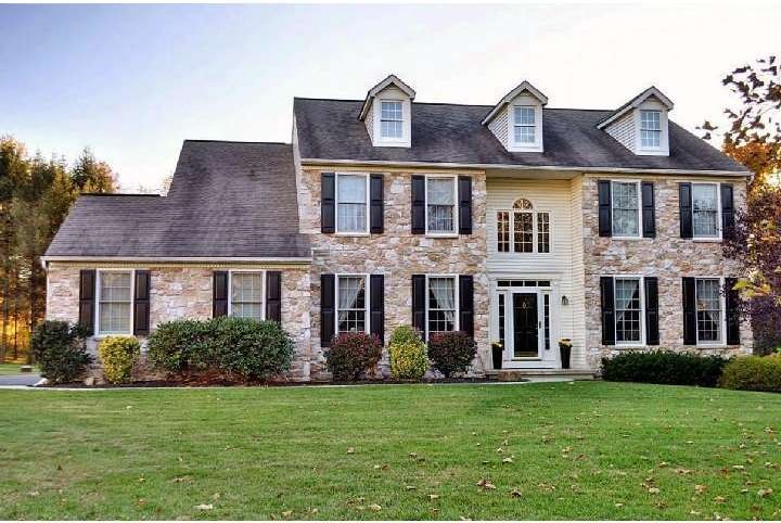 24 Oneida Ct, Chester Springs, PA 19425 - photo 1