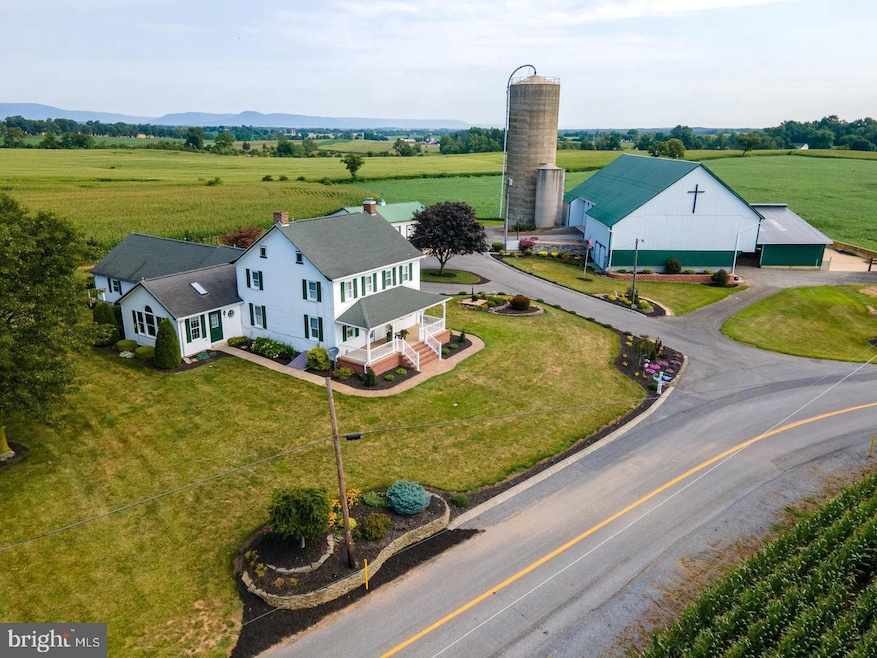 7189 Hege Rd, Greencastle, PA 17225 - photo 1