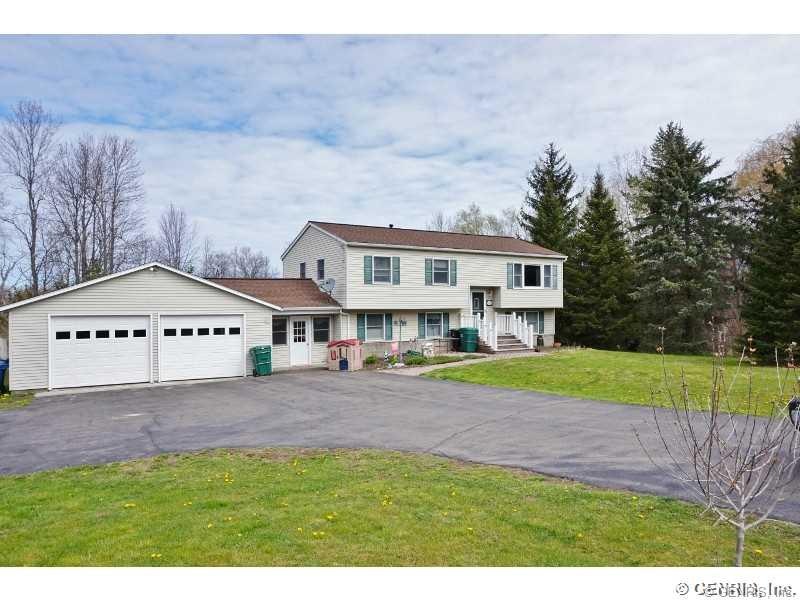 Exterior Front. WELCOME HOME! 4265 Ridge Rd!