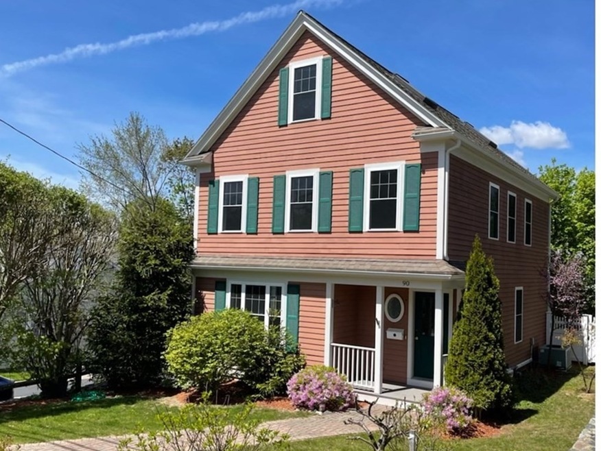 90 Pine Hill Cir, Waltham, MA 02451 - photo 1