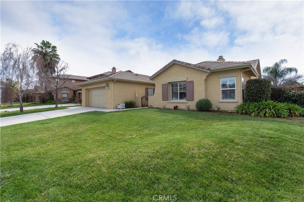 35873 Rhone Ln, Winchester, CA 92596 - photo 1