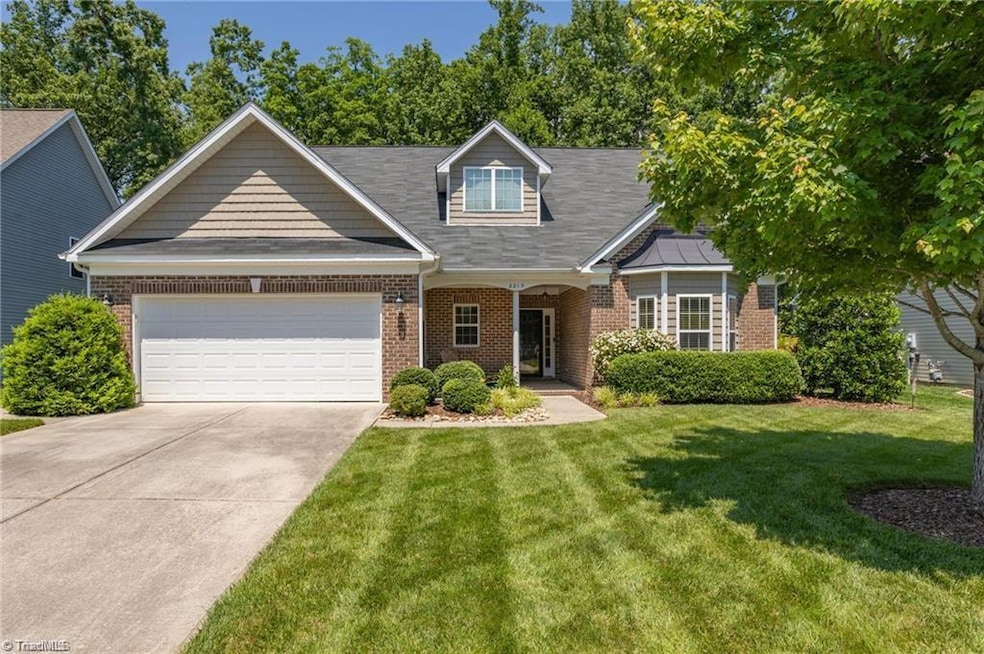 2215 Dunning Ct, High Point, NC 27265 - photo 1