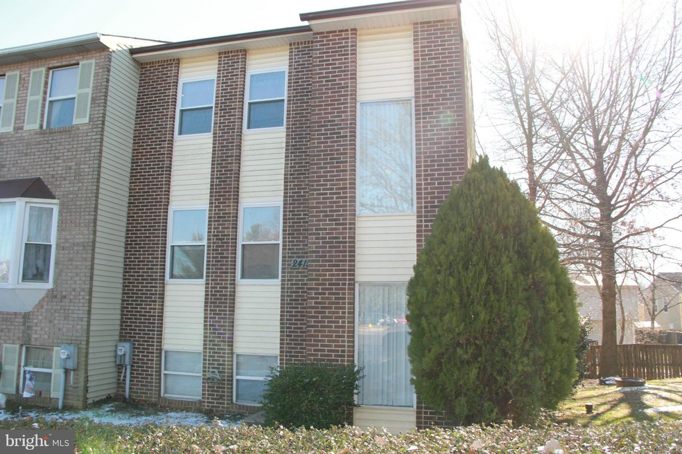 2415 Vineyard Ln, Crofton, MD 21114 - photo 1