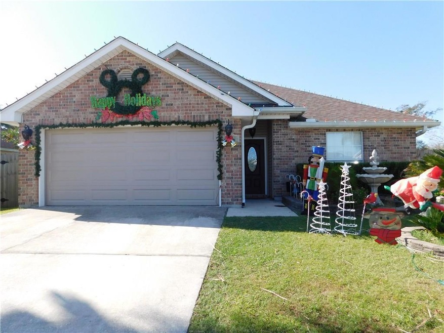 4708 Grand Bayou Dr, Marrero, LA 70072 - photo 1