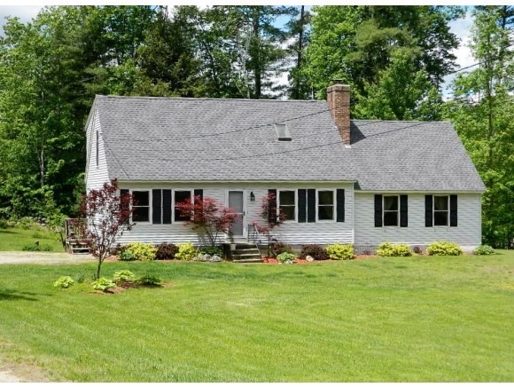 19 Clancy Dr, Goffstown, NH 03045 - photo 1