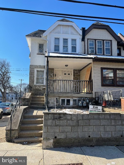 370 Avon Rd, Upper Darby, PA 19082 - photo 1
