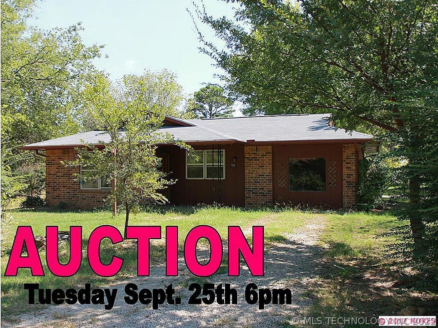705 East 3rd Ave. Weleetka, OK